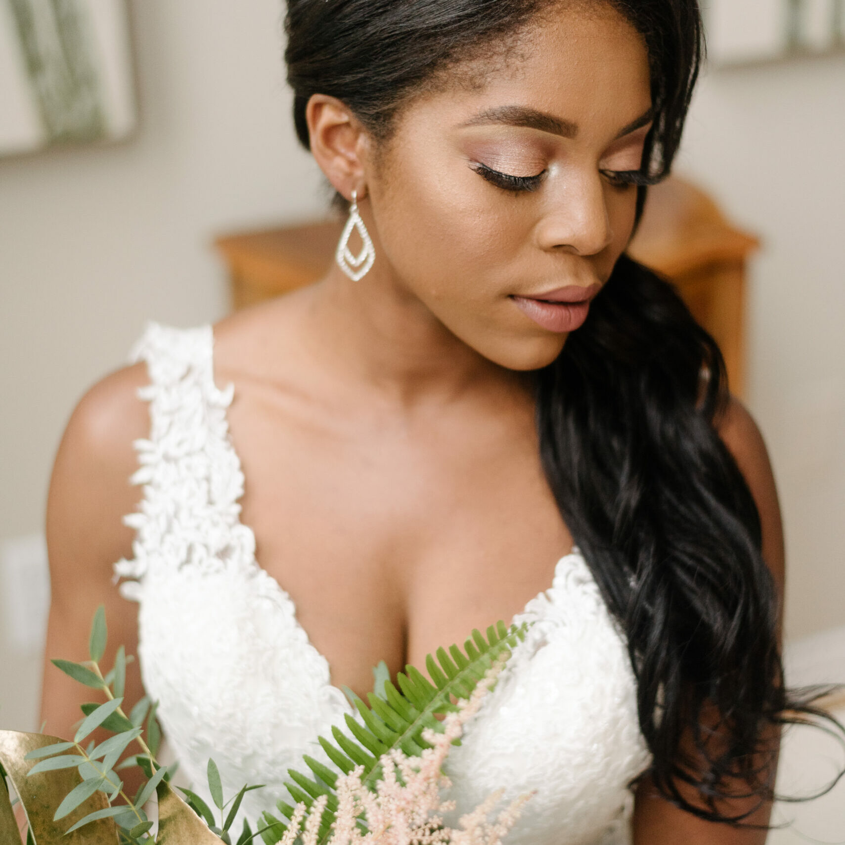 African,American,Bride,In,White,Dress,With,Tropical,Flowers
